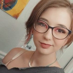 Meet your Posher, Raye